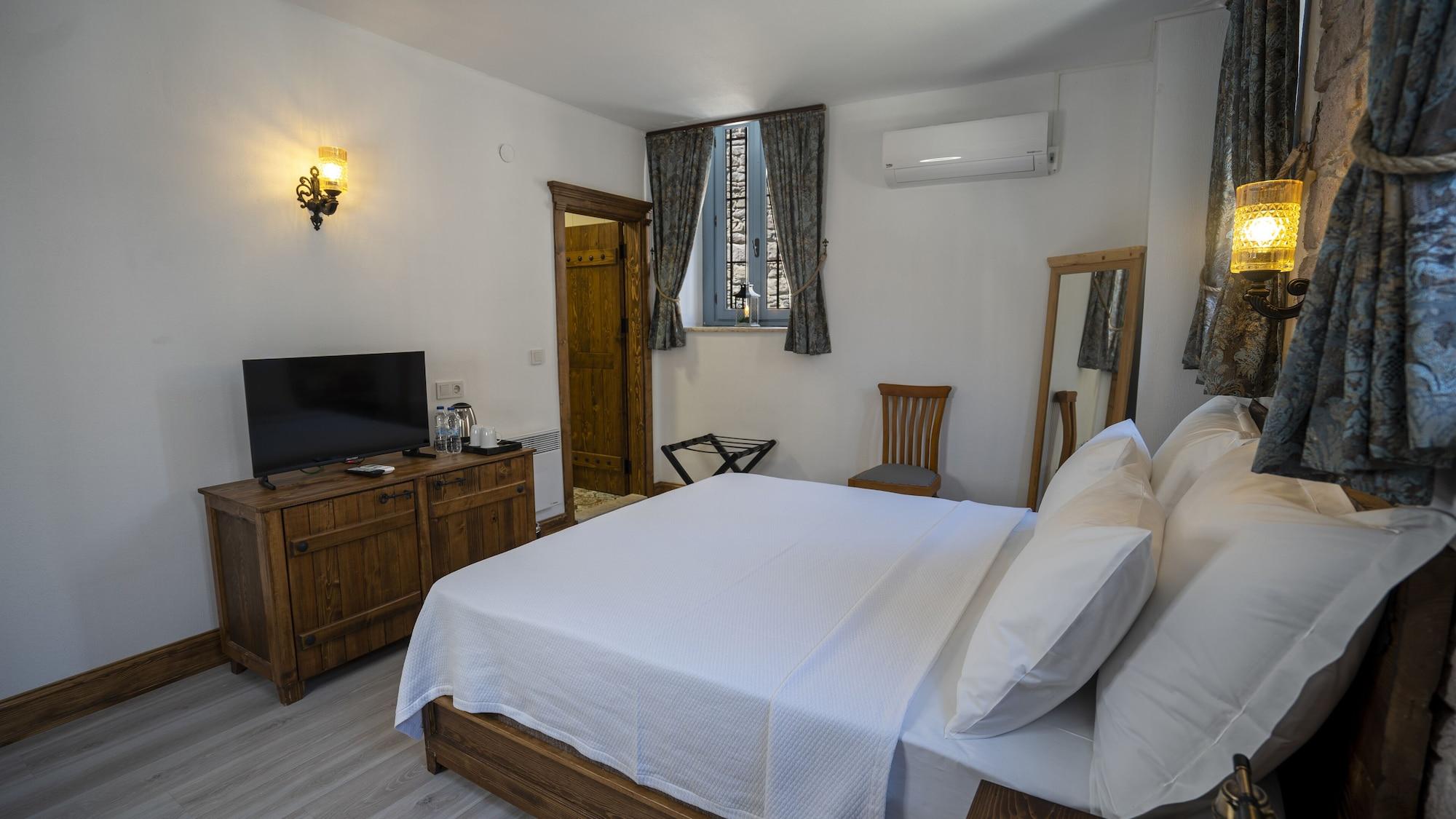 Villa Pietra Butik Otel Ayvalik Luaran gambar