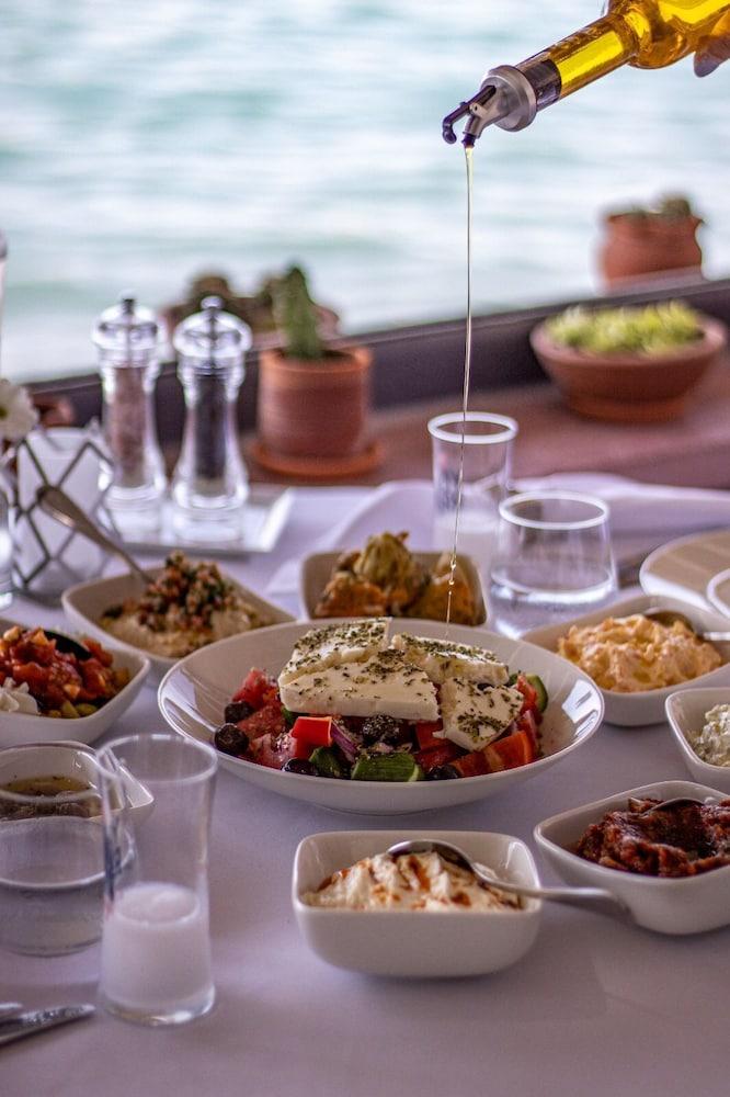 Villa Pietra Butik Otel Ayvalik Luaran gambar